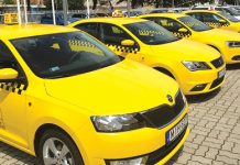 Taxiurile din Sinaia, vopsite obligatoriu în galben din vara viitoare