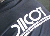 Şapte persoane implicate în trafic şi consum de droguri, reţinute de anchetatorii prahoveni