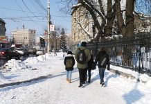 Astăzi, în Prahova, şcolile sunt închise !