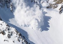 Risc major de producere a avalanşelor, în Bucegi