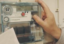 Factura la electricitate a consumatorilor casnici se va majora cu 30 de bani pe lună