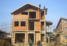 Românii și-au construit anul trecut 52.206 locuințe