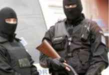 A început cu doar trei poliţişti, iar azi anchetează omoruri la comandă