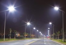 Iluminatul public din Ploieşti, între stâlpi din lemn şi cheltuieli masive