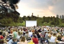 Proiecţii de filme în aer liber, la Câmpina