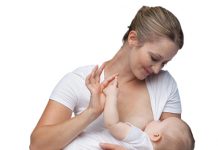 Alăptarea de lungă durată ar putea creşte riscul apariţiei cariilor la copii