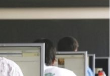 Sectorul IT, industria automotive şi retailul, domeniile cele mai afectate de criza forţei de muncă din România