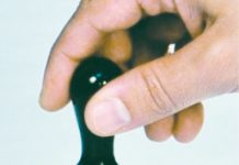 Funcţionarii care vor mai cere firmelor sau cetăţenilor aplicarea ştampilei pe documente vor fi sancţionaţi disciplinar