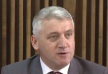 Ministrul Apărării va renunţa la funcţia de secretar al Senatului