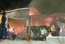Weekend de foc pentru pompierii prahoveni: Incendiu la un service în Puchenii Mari, bisericuţă arsă în Cartierul „Mitică Apostol” din Ploieşti