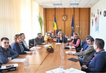 Considerându-se transformaţi în funcţionari, medicii de familie cer să-şi facă meseria şi să primească fonduri mai mari pentru a-şi trata pacienţii