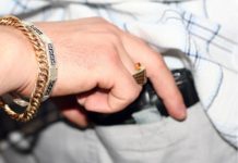 Bucureştean bănuit de furt dintr-un portofel, reţinut de poliţiştii sinăieni