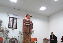 Dumnezeu şi-a trimis îngerii pe pământ, la Apostolache, să le-ncerce, oamenilor, mila !