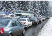 Circulaţie cu numai 20 de kilometri la oră pe Valea Prahovei !