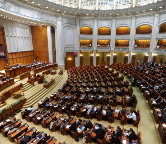 Agresorii sexuali nu se mai pot angaja în şcoli, spitale sau centre de educaţie fizică şi sport