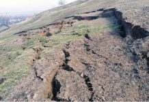 Un versant din Comarnic va fi consolidat, pentru blocarea alunecărilor de teren