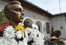 Telegramele adresate “Poetului necuvintelor” pot fi văzute, în această lună, la Ploieşti