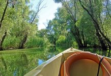 Românii, aşteptaţi să cumpere mii de vacanţe cu reduceri de până la 50%