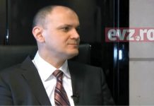 Kovesi minte: Contrar negărilor de până acum, a mâncat, a băut, a petrecut în casa lui Sebastian Ghiţă