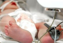 Un bebeluş din Prahova a murit din cauza rujeolei