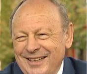 Premierul are un nou consilier onorific