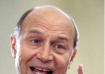 Traian Băsescu susţine că e nevoie de o alianţă a partidelor din opoziţie