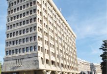 Poluarea din Ploieşti bagă râca între autorităţi