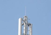 Trei operatori de telefonie mobilă au primit sancţiuni şi avertismente pentru că n-au realizat acoperirea de 98% din populaţie