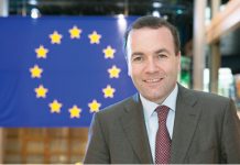 Manfred Weber îşi anunţă candidatura la conducerea Comisiei Europene în 2019