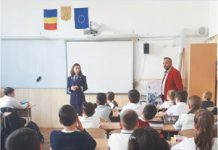 Campanie derulată de poliţişti în şcolile din Prahova, pentru descurajarea comportamentelor deviante