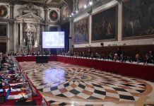 Comisia de la Veneţia recomandă României reanalizarea sistemului de numire şi destituire a procurorilor de rang înalt