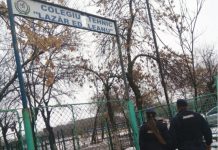 Păruială între două eleve de la Liceul „Lazăr Edeleanu”