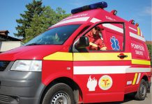 Trei ambulanţe SMURD ajung, sâmbătă, la ISU Prahova