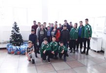 Fotbaliştii din Buşteni, gest caritabil