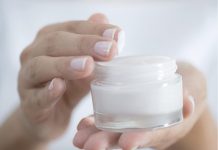 Agenţia Naţională a Medicamentului avertizează: O cremă notificată ca produs cosmetic, disponibilă pe piaţă, are substanţe active medicamentoase