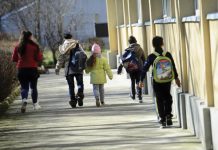 Elevii se vor întoarce de luni, 9 ianuarie, la cursuri