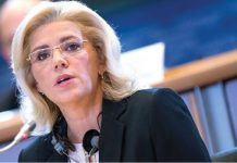 Comisarul Corina Creţu cere Guvernului clarificări asupra întârzierilor