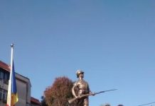 Inaugurarea Monumentului Eroilor din Câmpina pe un nou amplasament
