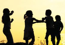 Durerile „de creștere” apar la jumătate dintre copii