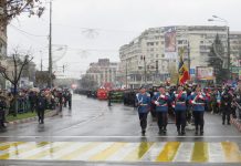 Ieri, la Ploieşti, cu tricolorul în suflet, în cuvinte şi în gând, vibrând pentru un pământ numit România