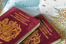 Turiştii europeni care vor vizita Marea Britanie vor putea avea nevoie de paşaport şi de viza electronică