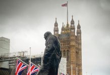 Marea Britanie anunță că închide robinetul pentru forța de muncă ”ieftină” și slab calificată din afara țării