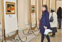 La Palatul Culturii din Ploieşti, o expoziţie în care este surprins microcosmosul din interiorul patrimoniului cultural naţional