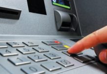 Aproximativ aceeaşi sumă de bani găsită, acelaşi gest de omenie