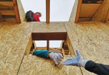 Într-un sat din Berceni, se vor construi opt locuinţe în doar cinci zile!