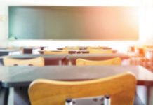 Organizaţii ale tinerilor solicită preşedintelui retrimiterea în Parlament a Legii privind educaţia sexuală