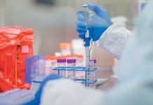 Pacienţii vindecaţi de coronavirus pot avea încă virusul în sistemul digestiv, chiar şi în absenţa simptomelor