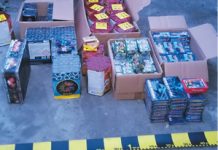 Zeci de tone de articole pirotehnice – confiscate de poliţişti