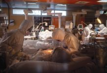 Risc de aproape trei ori mai mare de internare la terapie intensivă pentru bărbaţi