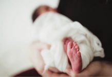 45% din naşterile în rândul fetelor sub 15 ani din UE sunt din România